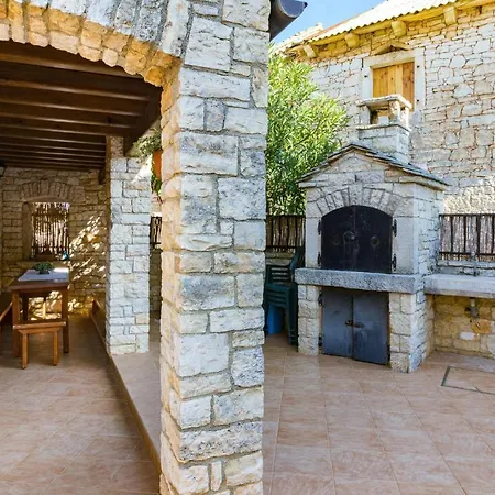 Cozy In With Kitchen 펜션